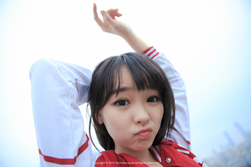 甜美女子的清纯写真图  第11张