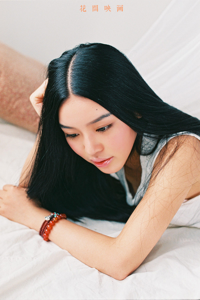 长发女神的休闲午后  第12张