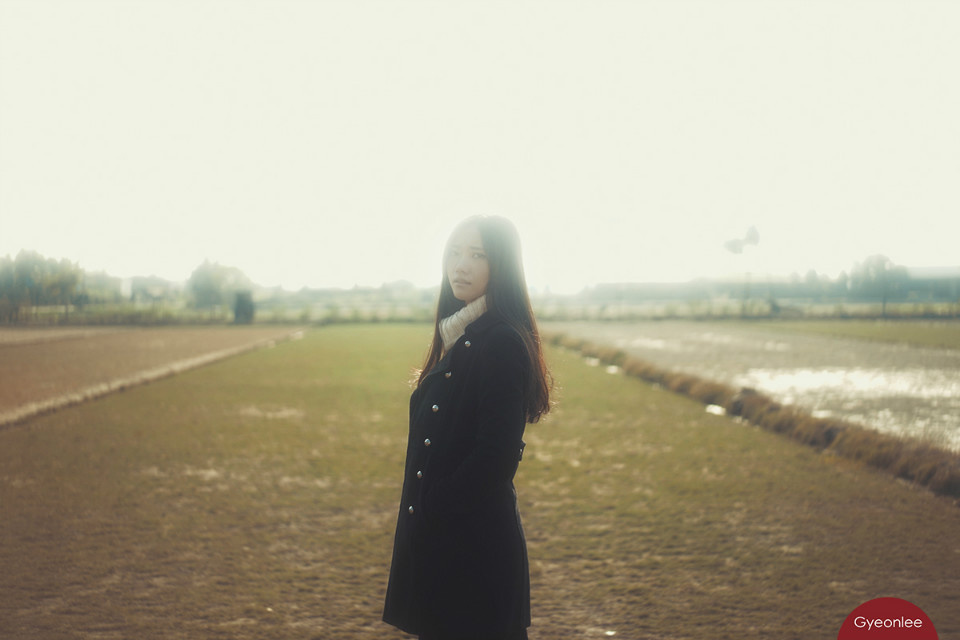 冬日暖人心窝的甜美女子  第5张