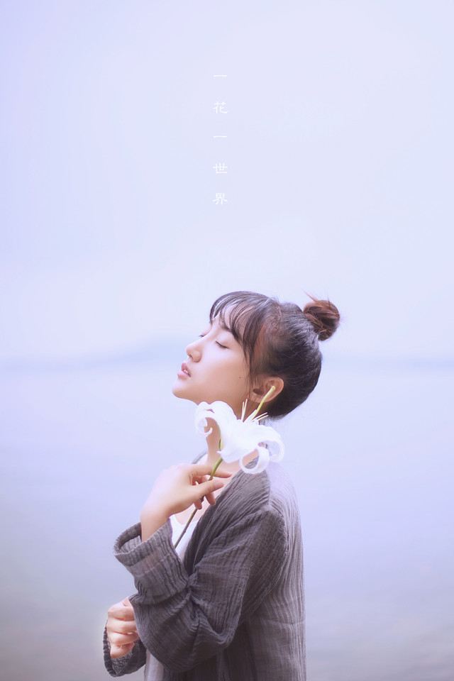 一花一世界的水上清纯妹子  第4张