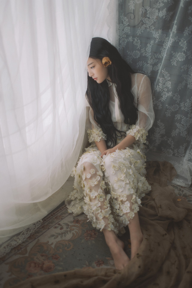 长发美女清纯私房美照  第1张