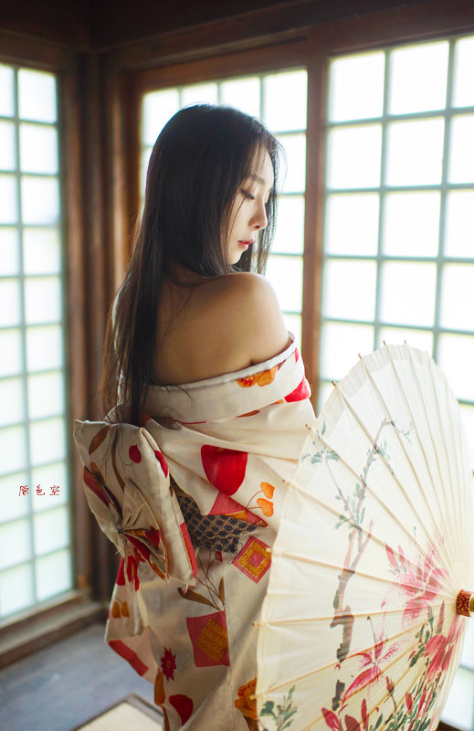 合服美女私房清纯写真  第13张