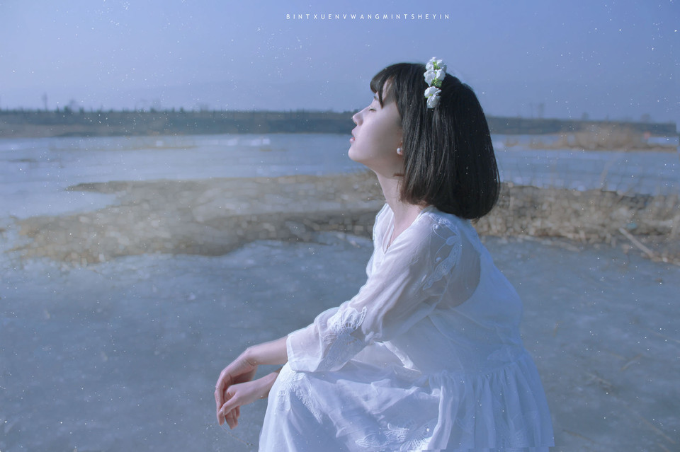 花环少女海边白裙飘飘  第10张