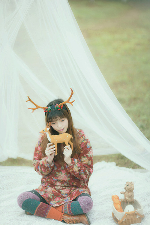 童话里的长发迷人女子  第12张