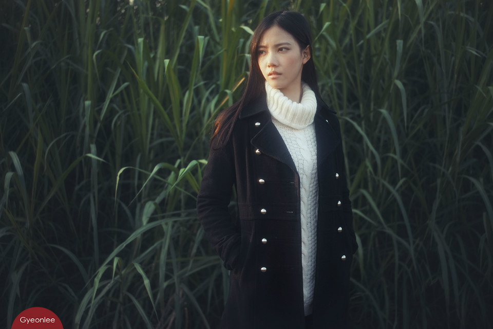 冬日暖人心窝的甜美女子  第12张