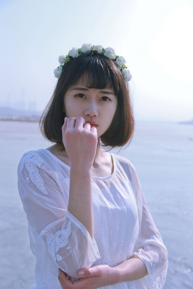 花环少女海边白裙飘飘  第11张