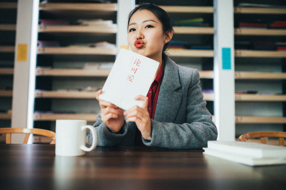 图书馆清纯卖萌女  第9张