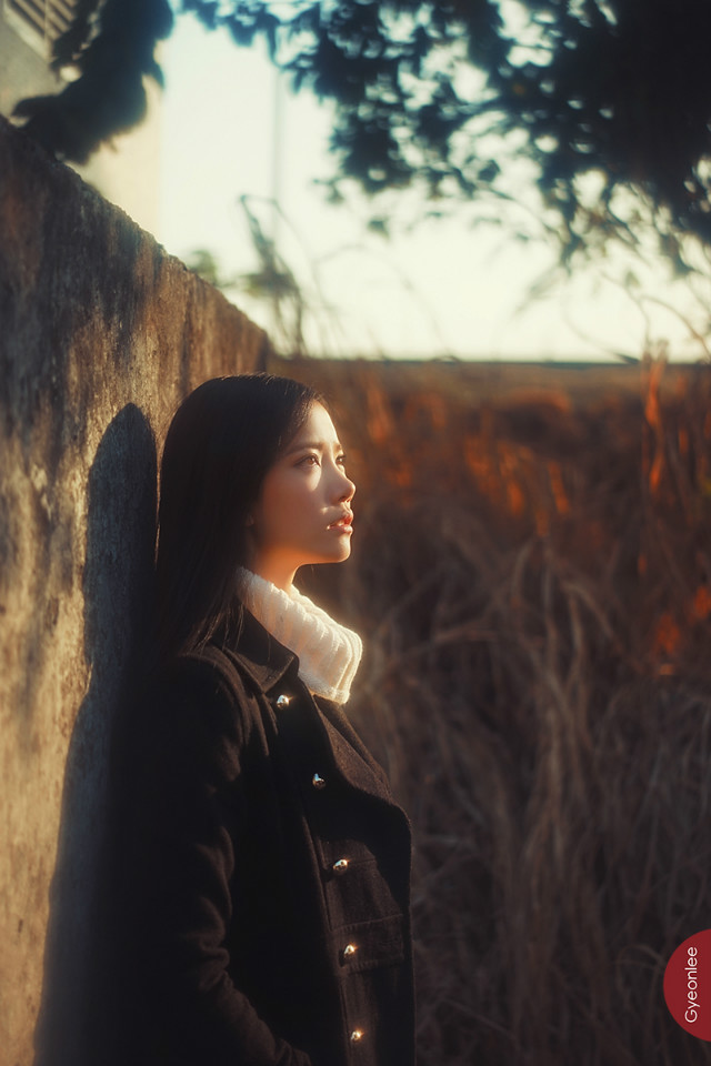 冬日暖人心窝的甜美女子  第13张