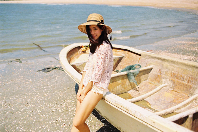 清凉夏日的长发MM  第6张