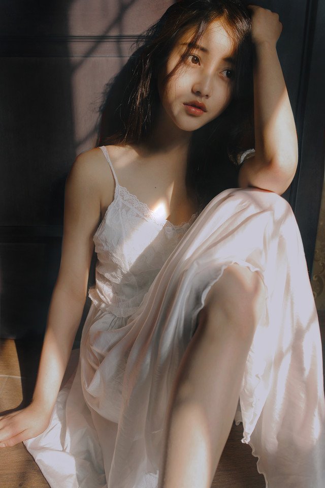 私房动人的清纯小美女  第3张