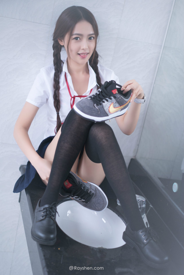 双马尾的清纯女生甜美图  第9张