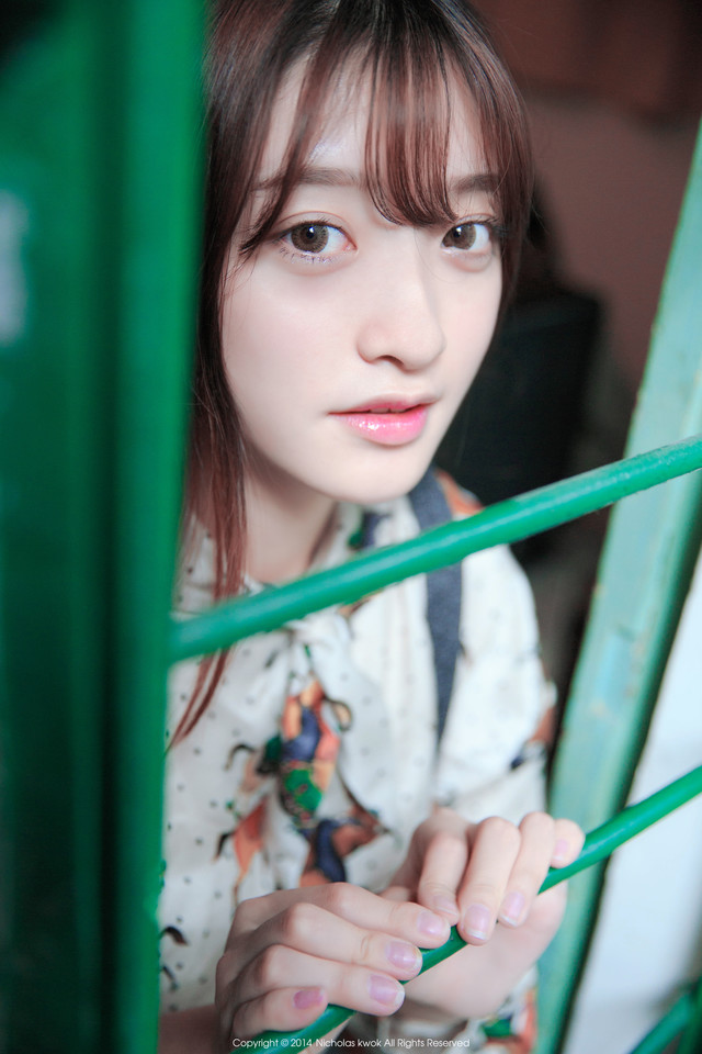 午后时光的清纯女子  第16张