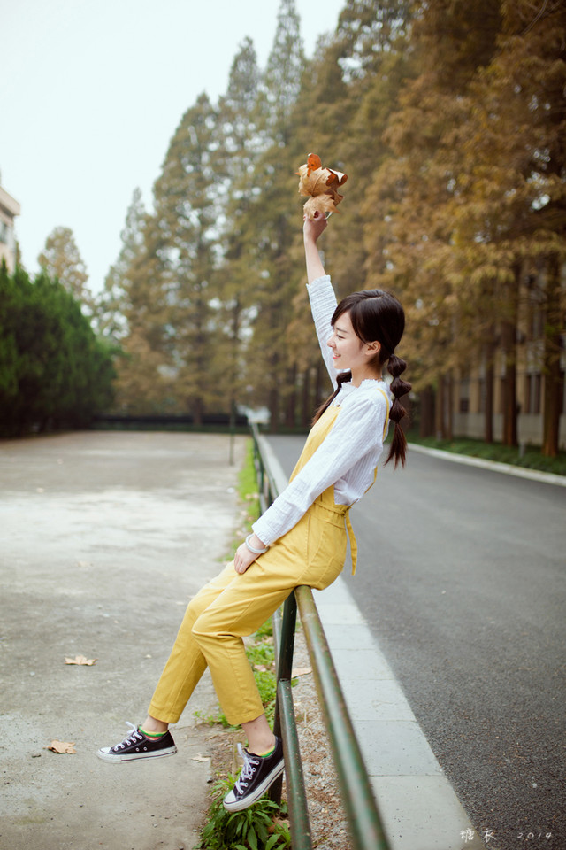 秋日清纯美女迷人图  第7张