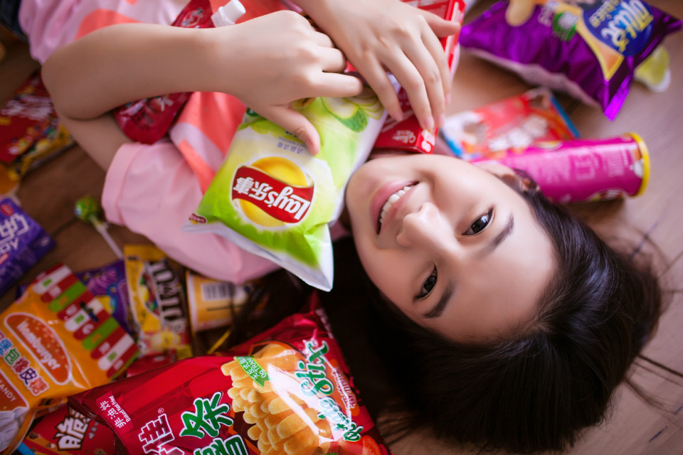 卖萌妹子吃货私房照  第17张