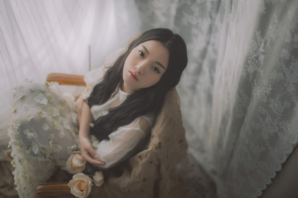 长发美女清纯私房美照  第7张