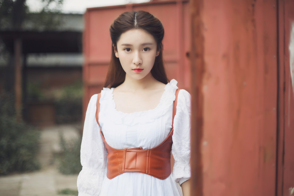 女子与马的亲密接触图  第12张