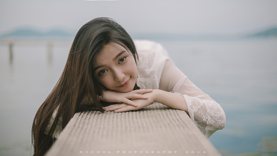 夏日美女俏皮写真小清新图  第5张