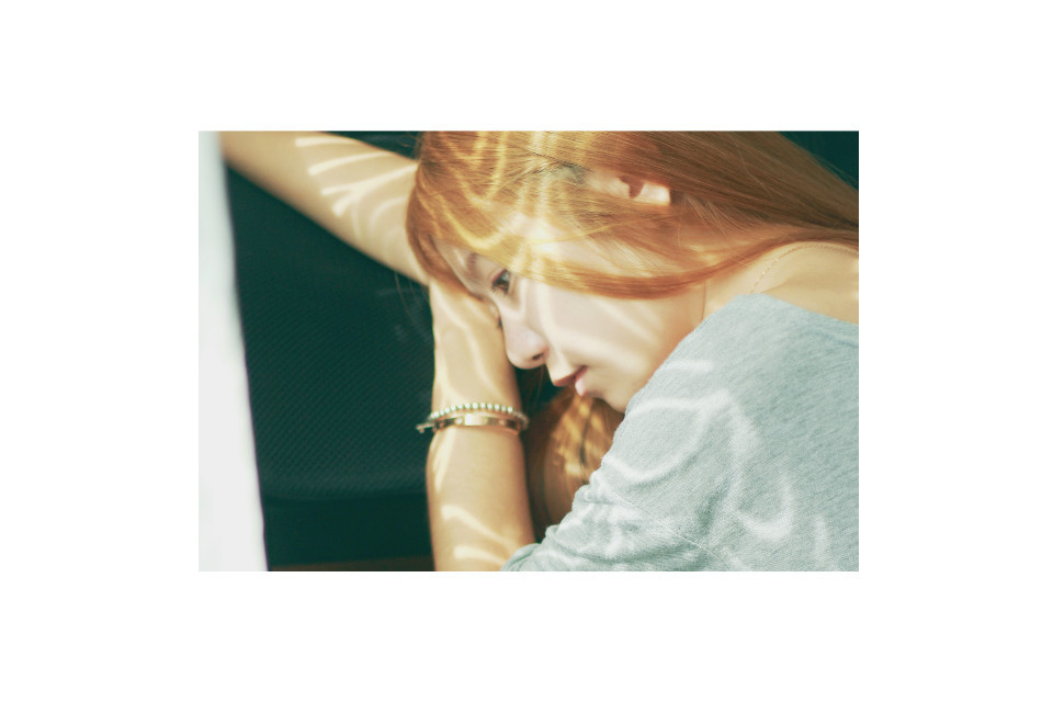 阳光下清纯甜美女生  第9张