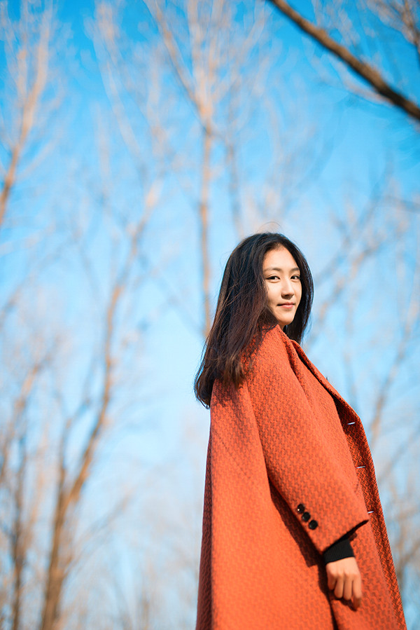 甜美女子冬日清纯写真  第2张