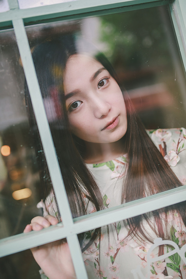 碎花美眉私房迷人清纯图片  第7张